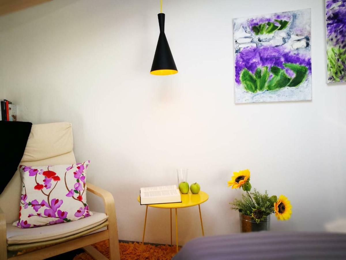 Apartamento Art Kuning